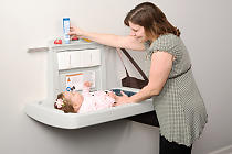 Baby Changing Table "RUBBERMAID"